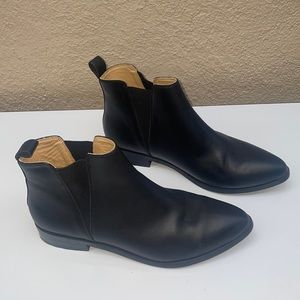 Nisolo Classic Chelsea All Black Booties